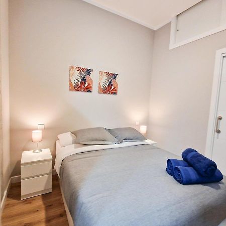 Apartamentos Manzanares 'Madrid Rio' エクステリア 写真